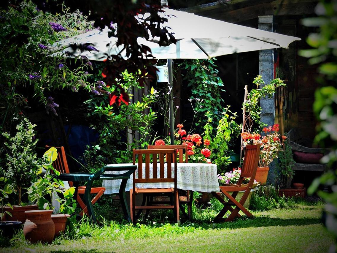Hotel Petit Garros Fronsac  Exterior foto