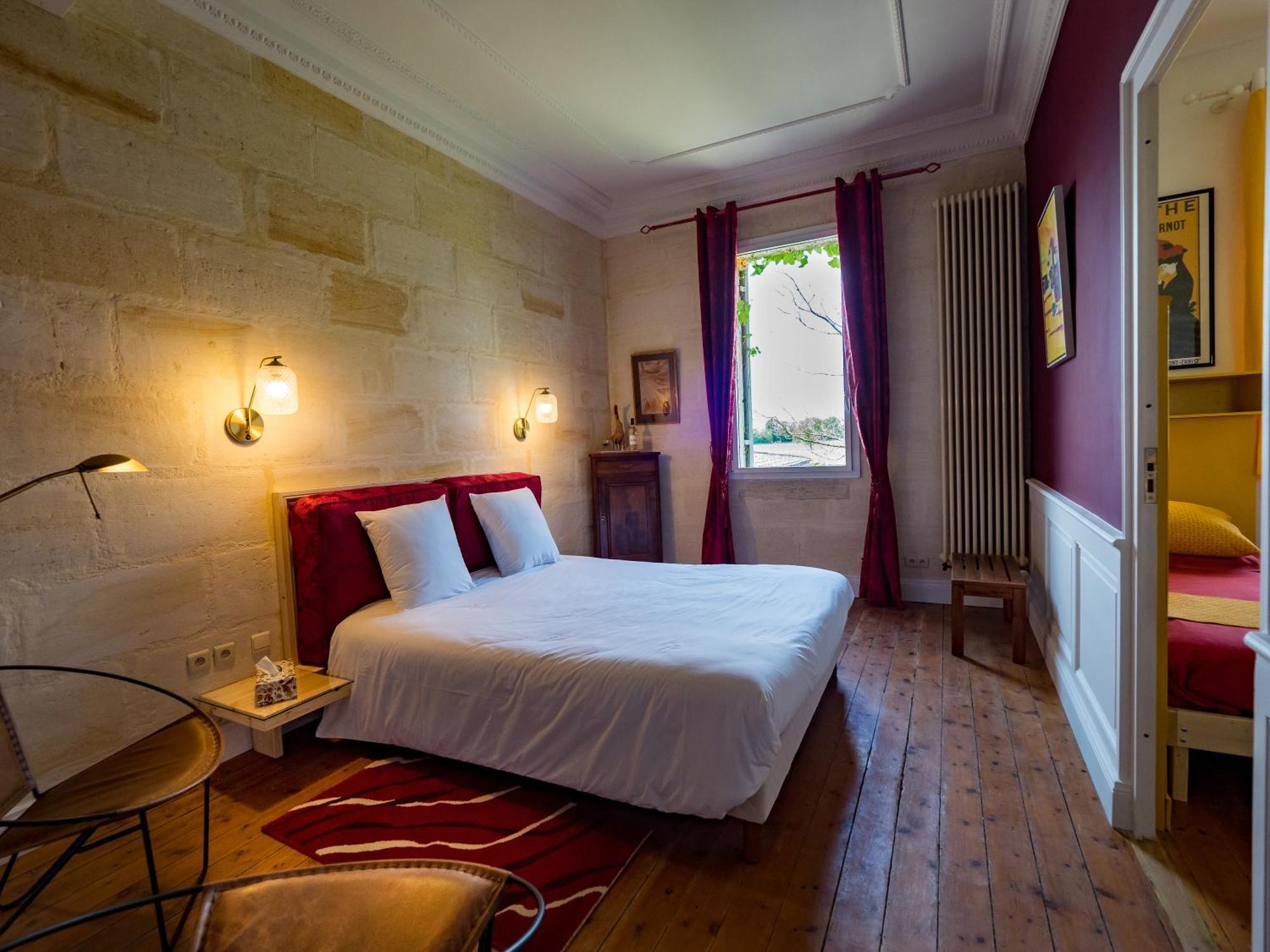 Hotel Petit Garros Fronsac  Zimmer foto